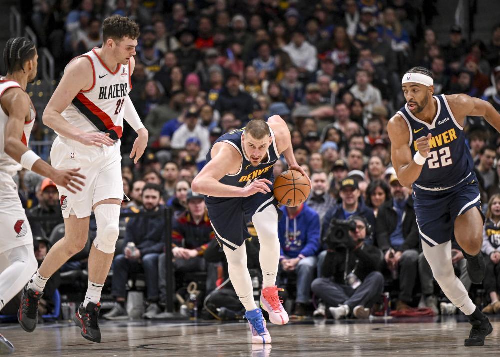 疑他在面对 疑他在面对